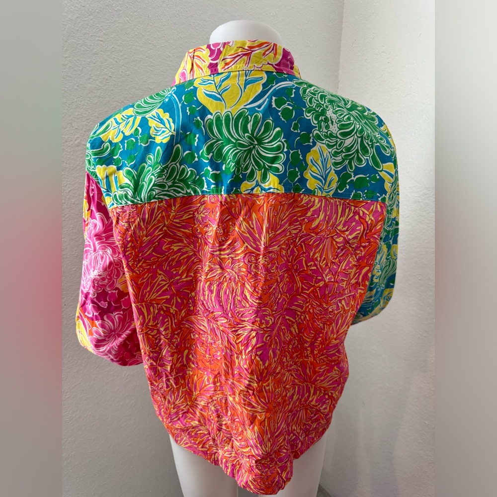 Lilly Pulitzer Button Up Top - Picture 8 of 9